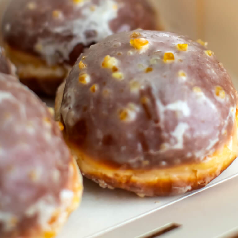 Doughnut with jam - Artisanal biscuits - Pastries - Zdjęcie 4